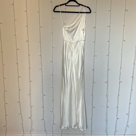 SAU LEE Hailey Gown in Ivory 0 - Picture 13 of 16